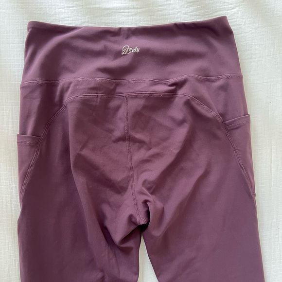 Beelu High Waist Ultra Soft 7/8 Ankle Length Leggings with Pockets - Picture 4 of 5